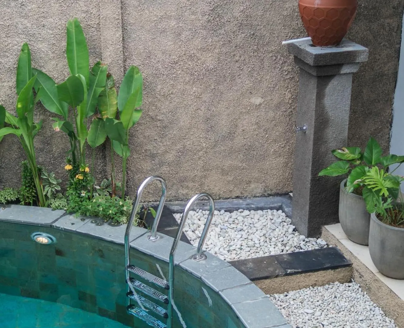 Iconic Lodge Uluwatu Homestay